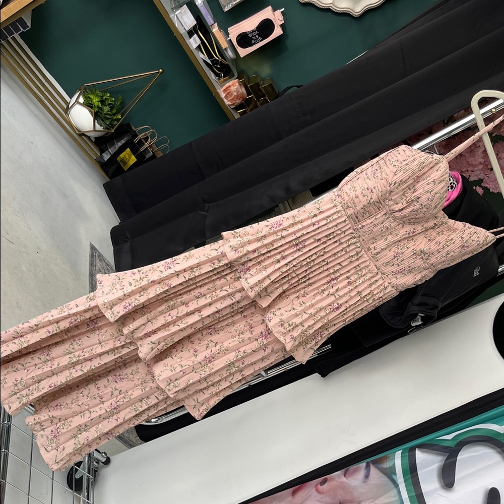 Lulu's Blush Pink Floral Pleated Maxi Dress